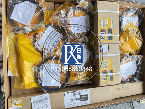 卡特彼勒950GC裝載機(jī)C7.1發(fā)動(dòng)機(jī)維保全攻略：從日常養(yǎng)護(hù)到配件選購指南